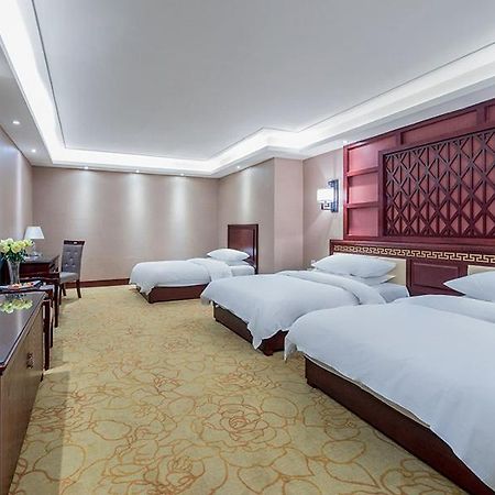 Vienna Hotel Kunming North Caiyun Road Asia Esterno foto