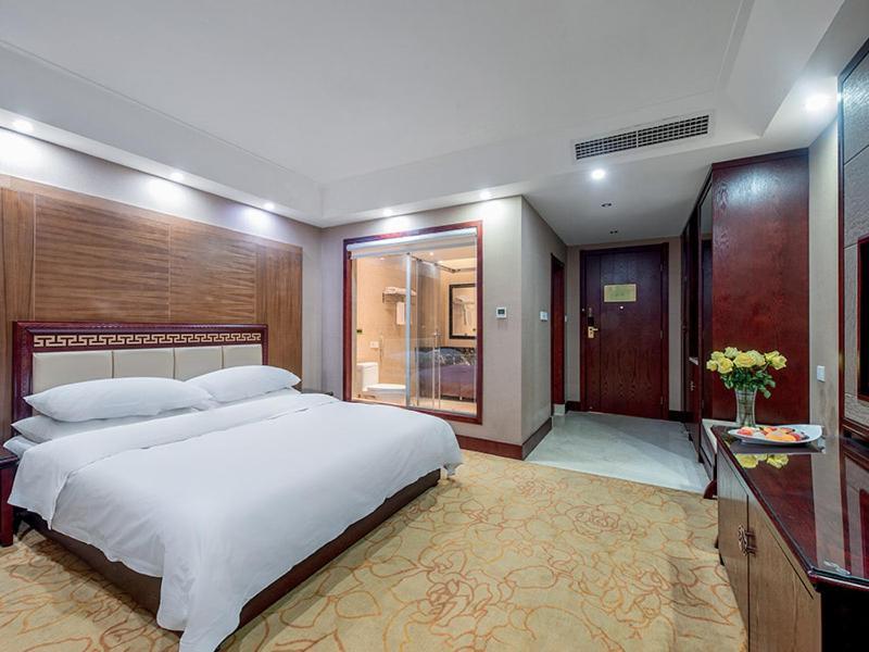 Vienna Hotel Kunming North Caiyun Road Asia Esterno foto